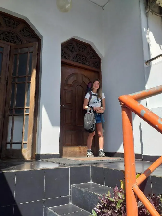 Kandy City Hostel 76 0*,